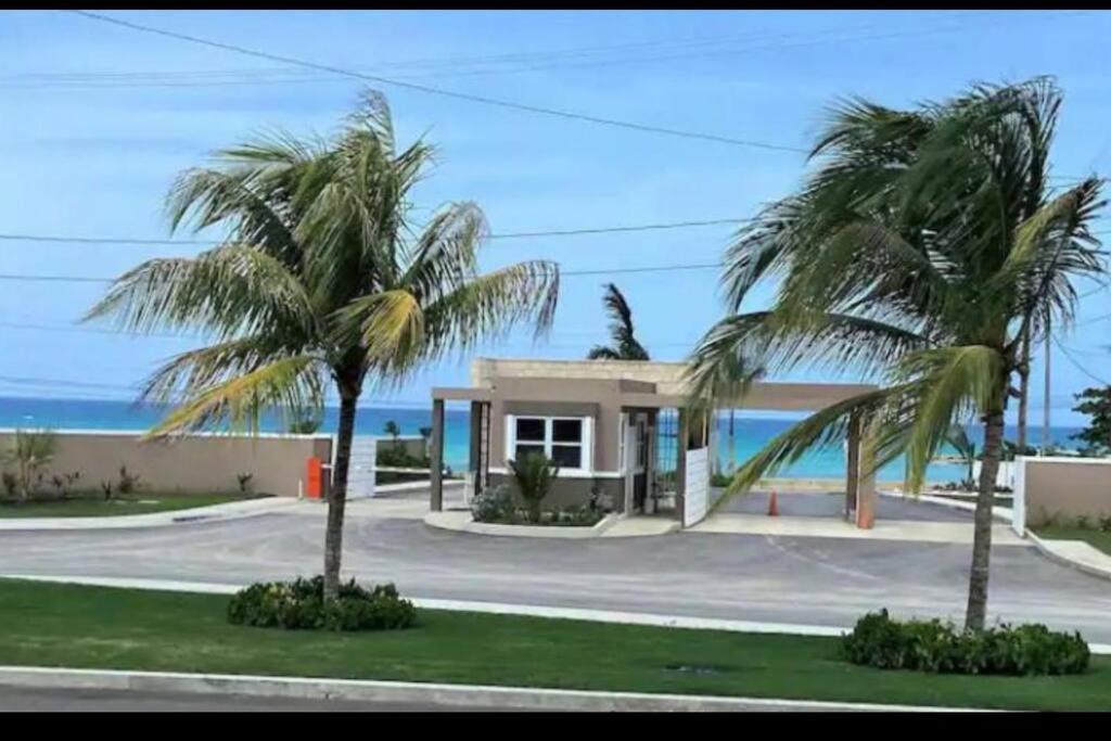 לוסאה Natty'S Cozy Beach House In Hanover Jamaica מראה חיצוני תמונה