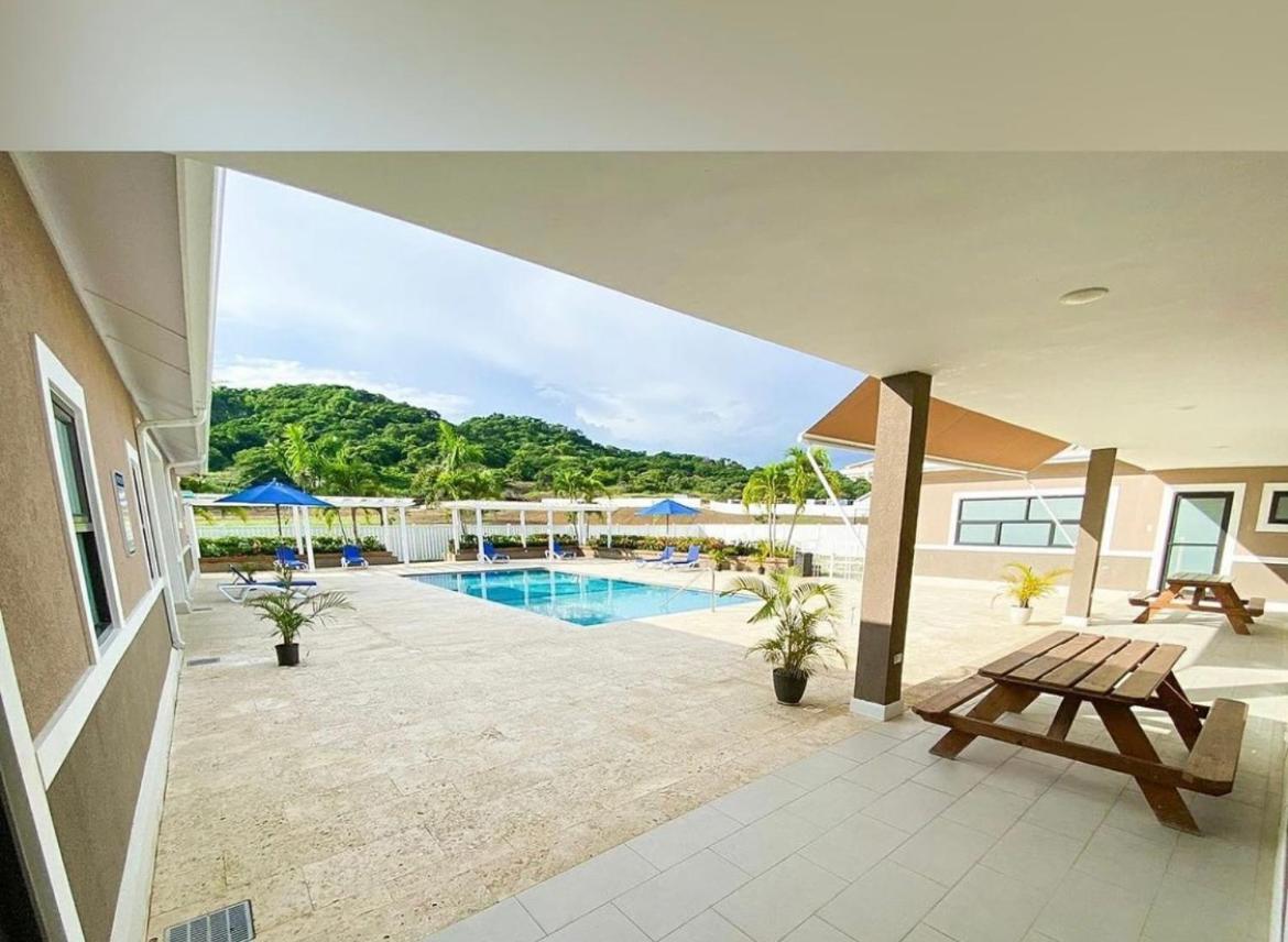 לוסאה Natty'S Cozy Beach House In Hanover Jamaica מראה חיצוני תמונה