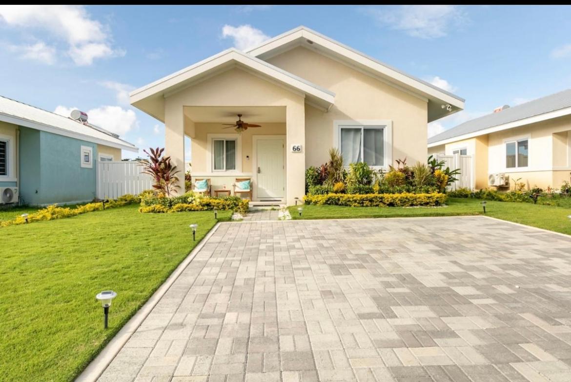 לוסאה Natty'S Cozy Beach House In Hanover Jamaica מראה חיצוני תמונה